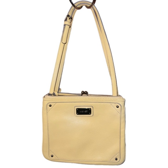 Nine West Beautiful Yellow Purse Triple Compartment Hand Bag Striped Interior - Picture 2 of 8